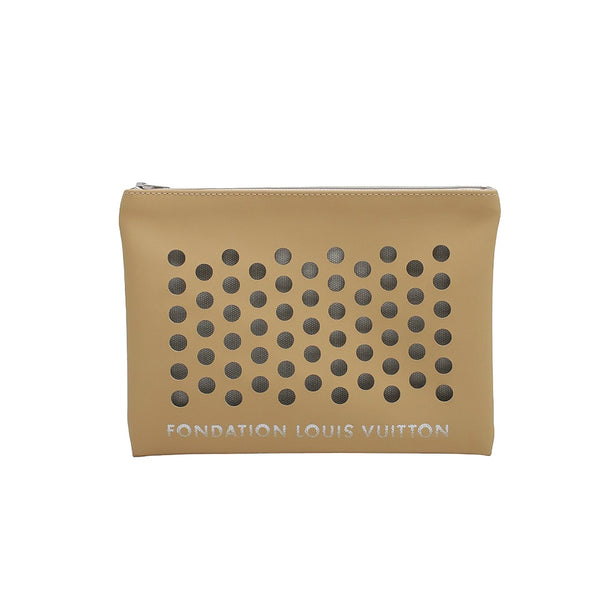 フォンダシオン ルイヴィトン FONDATION LOUIS VUITTON Fondation Louis Vuitton Clutch ポーチ クラッチバッグ 小物入れ LV-FDT-23540 レディース キャメル キャメル